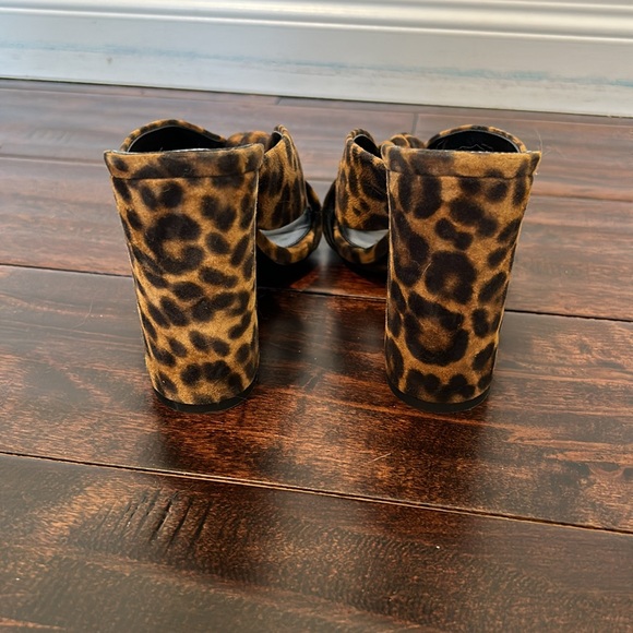 Leopard print Saint Laurent suede mule sandals - Picture 3 of 6